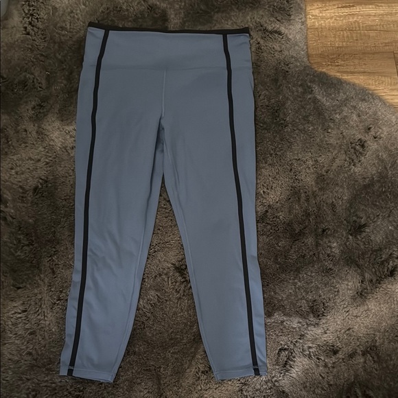 Athleta Ultra High Rise Elation 7/8 Tight - Picture 2 of 6